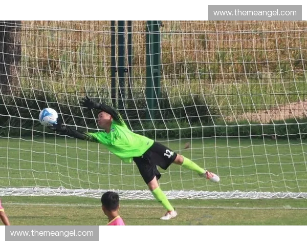 金杯赛直播火热开战全程追踪精彩赛事瞬间尽享绿茵激情